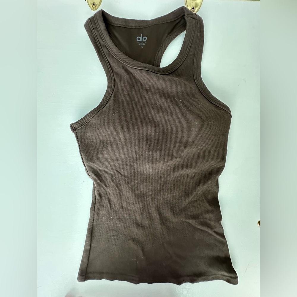ALO Yoga Brown Fitted Sleeveless Tank Top. Size small.